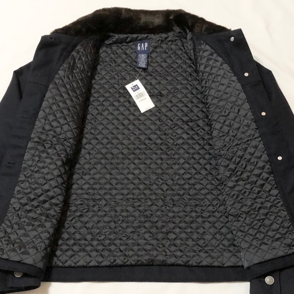 NWT - Gap Women’s Navy Wool Jacket w/Fur Collar- L - Picture 6 of 13
